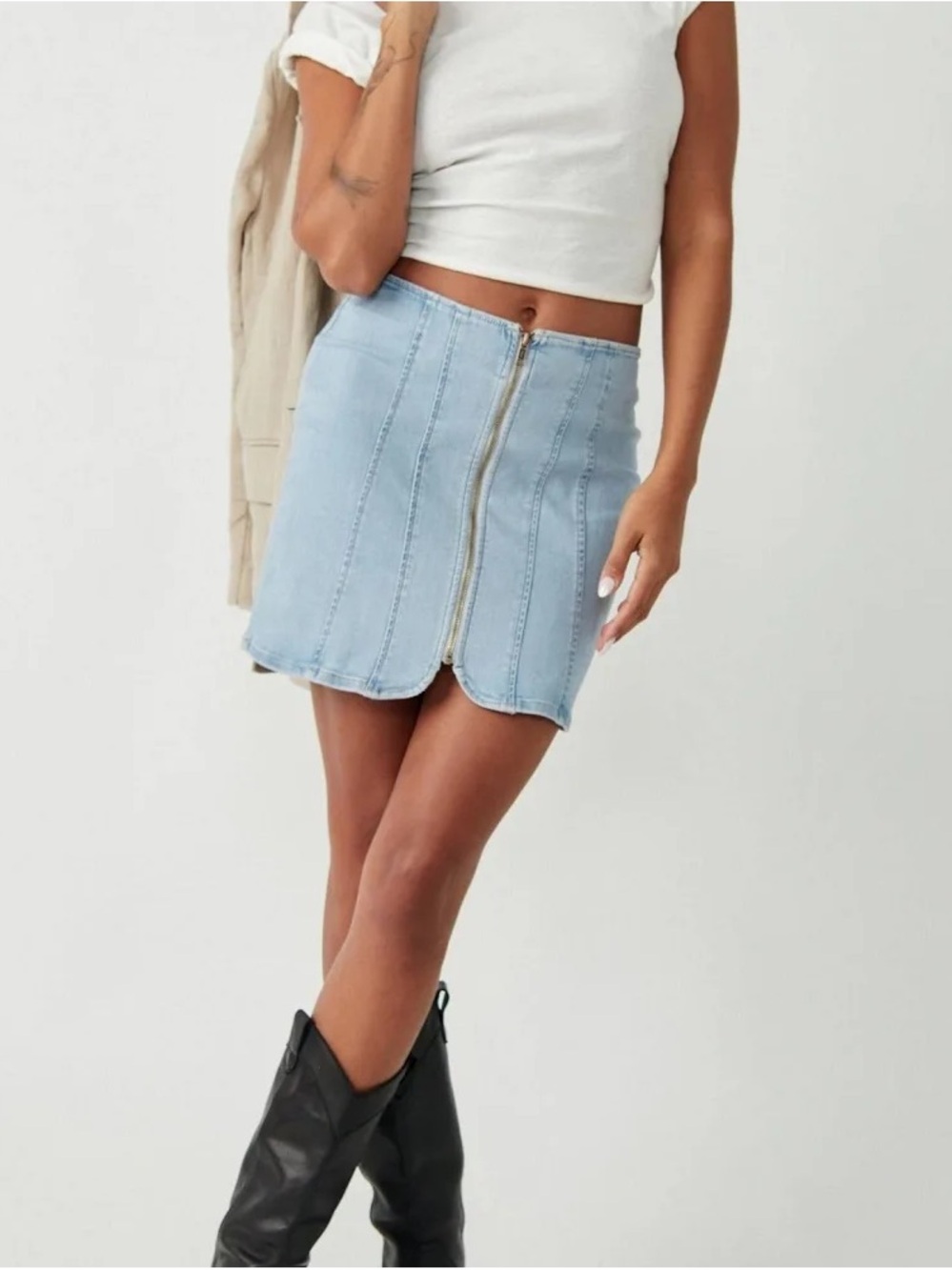 Free People Layla Denim Mini Skirt size 6